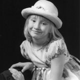 AIBF 20011215C11b  "Classicality" classic style portraits and figurative art by Jeff Knowles : portrait, fine portrait, classic, classical, traditional, figurative, adult, child, parent, sibling, pregnancy, maternity, teen, preteen, tween, child, family, contemporary, Ardent Images