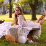 AISD14b06034eG  "Classicality" classic style portraits and figurative art by Jeff Knowles : portrait, fine portrait, classic, classical, traditional, figurative, adult, child, parent, sibling, pregnancy, maternity, teen, preteen, tween, child, family, contemporary, Ardent Images